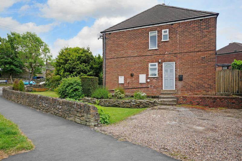 Side View &amp; Driveway 