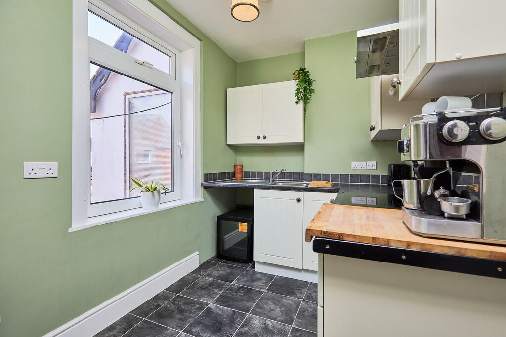 Edward Knight 202...