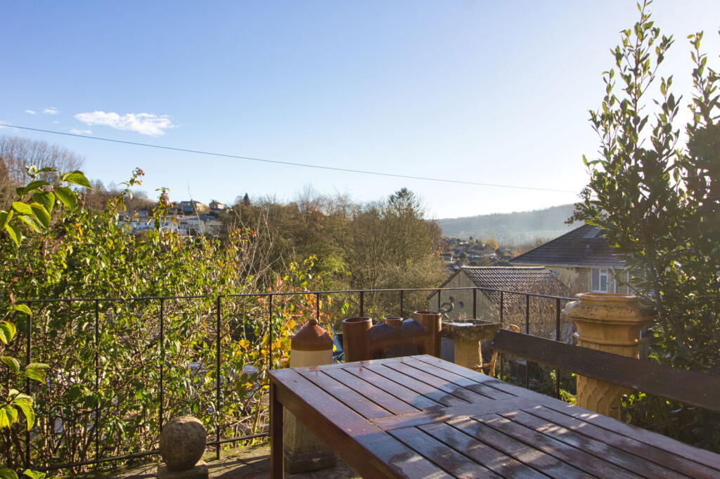 Brow Hill Villas, Bath, BA1 7NA