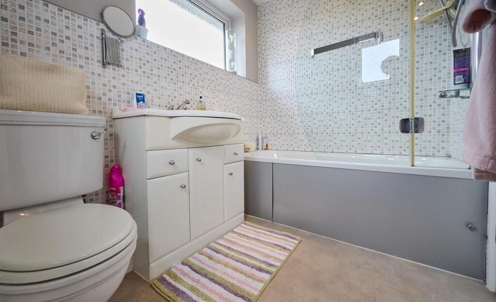 BATHROOM TO REAR