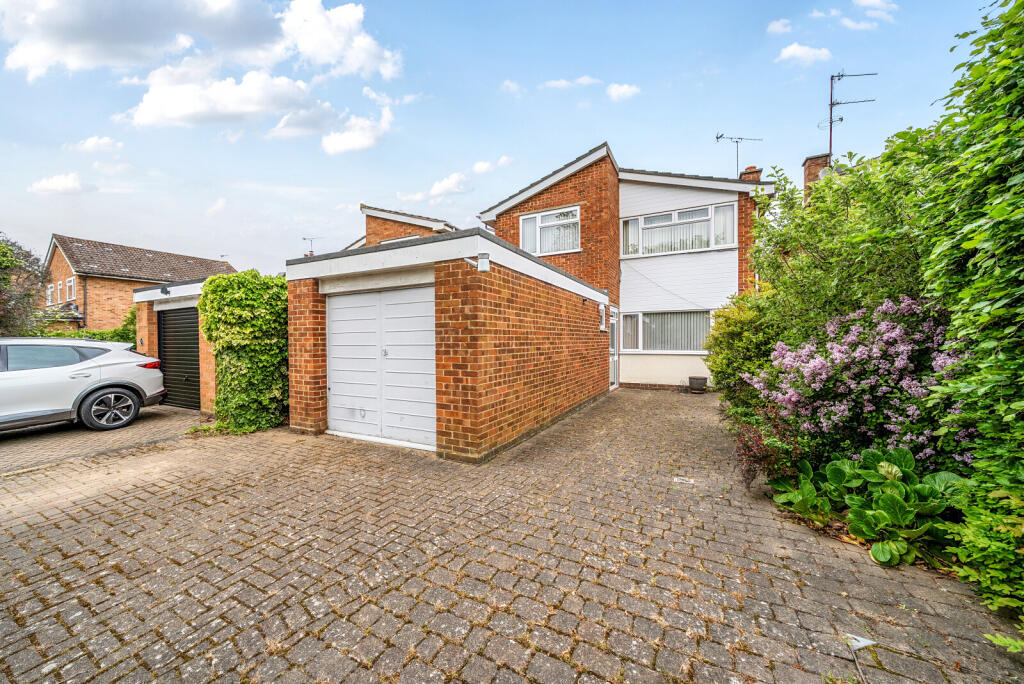 19-6819e71fdf8c9-...