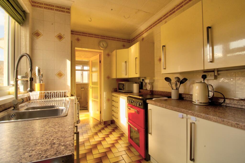 IMG_4335_6_7_Interior 4