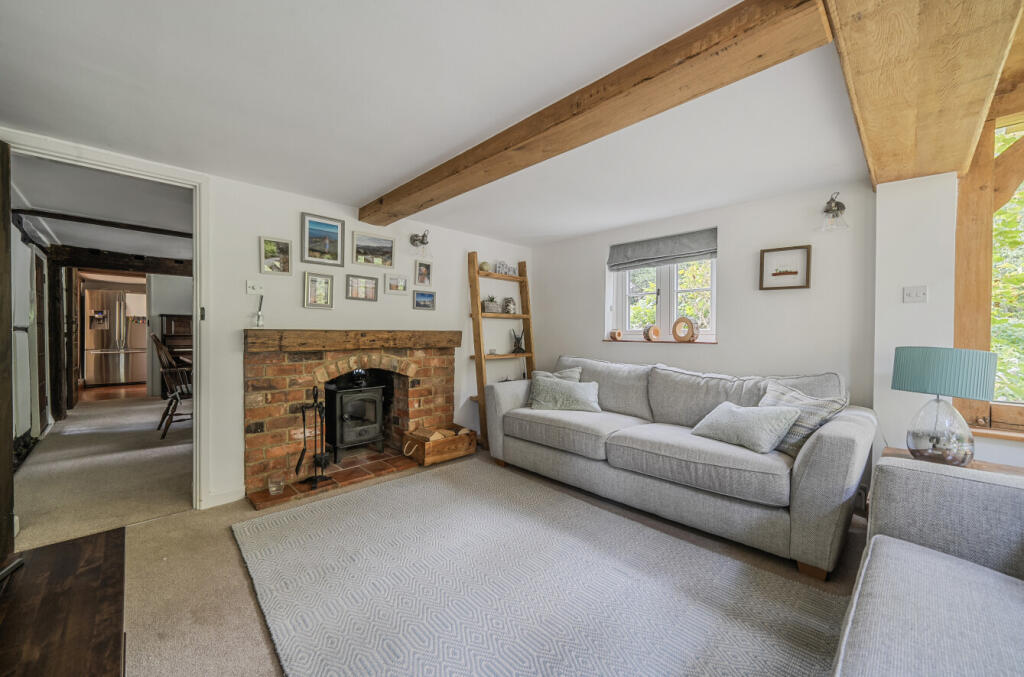 1359491-4-68dab5d...