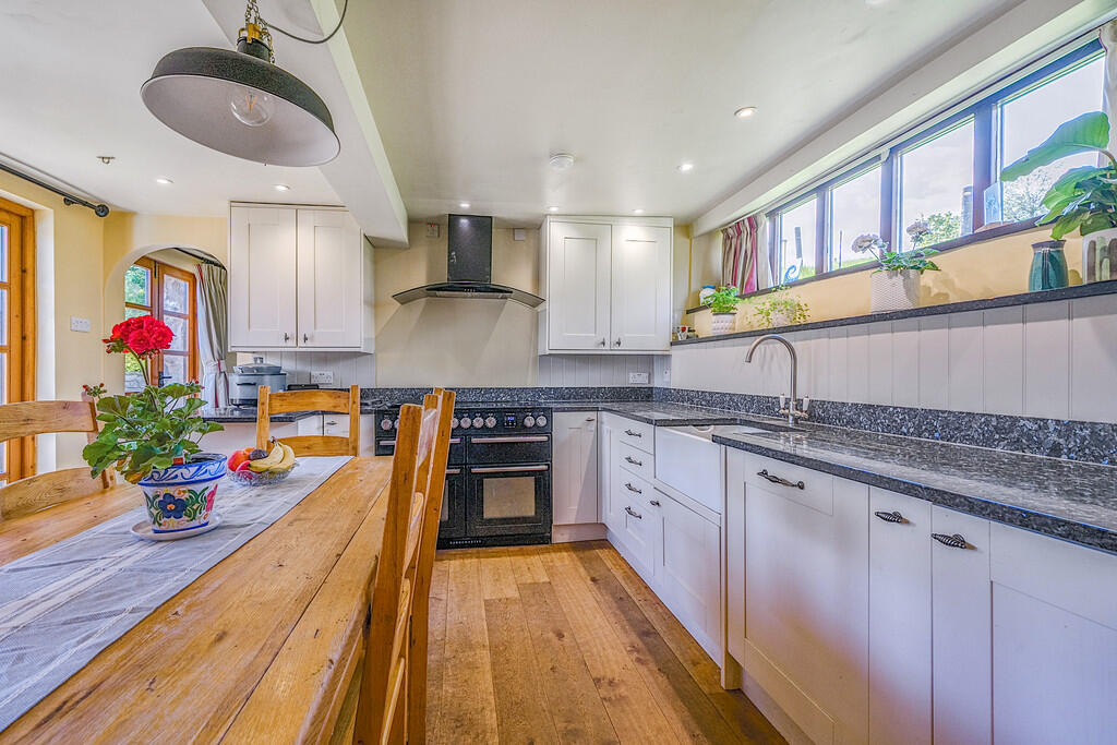 Kitchen/Dining Ro...