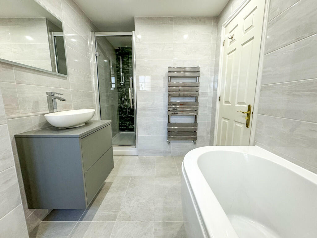 en suite 2