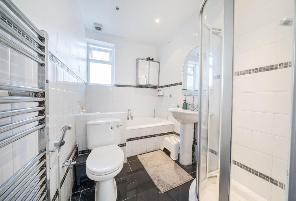 1350183-3-68bf1a9...