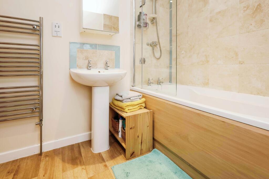 11hallgreenupton-upon-severnworcesterwr80nq-14