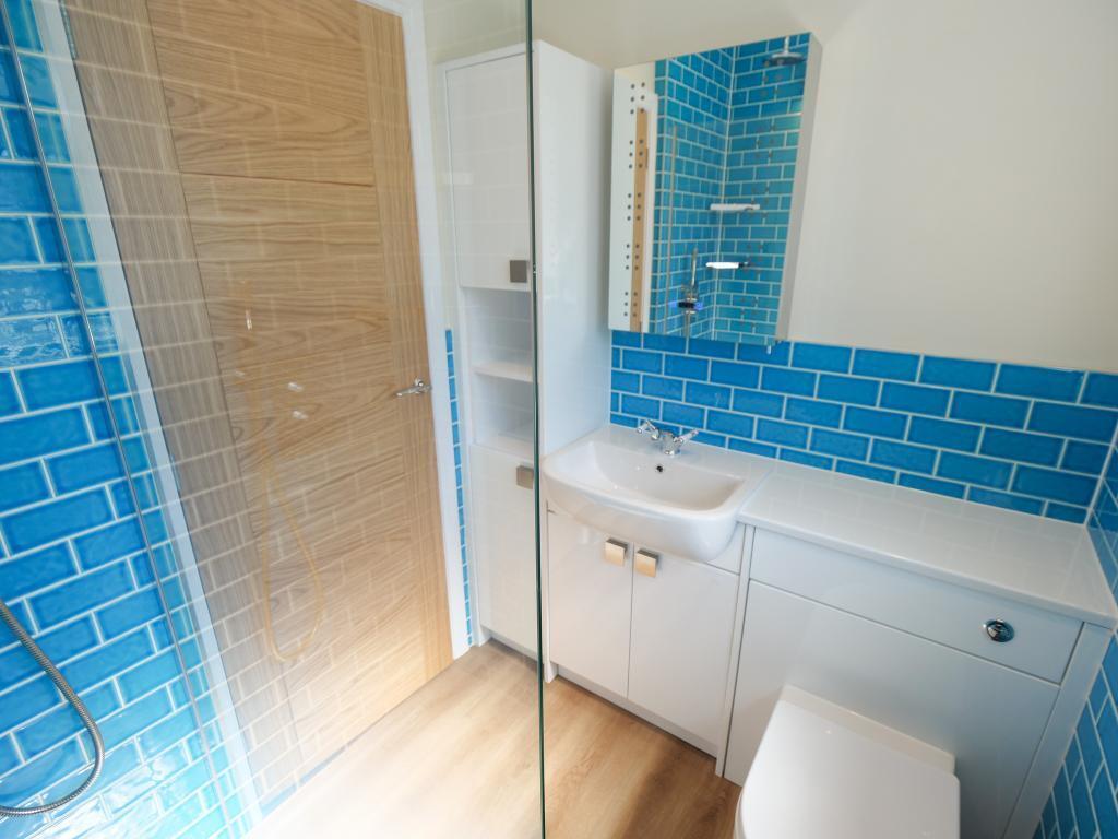 Bathroom Duel Aspect