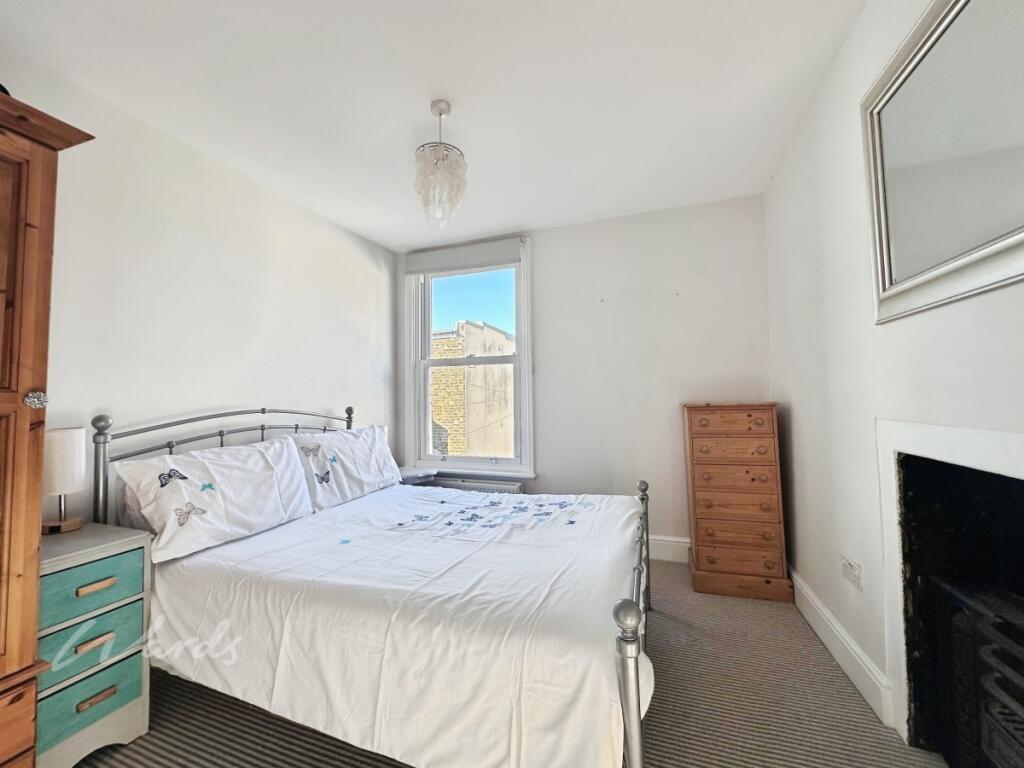 Kent 3 bed 2 use