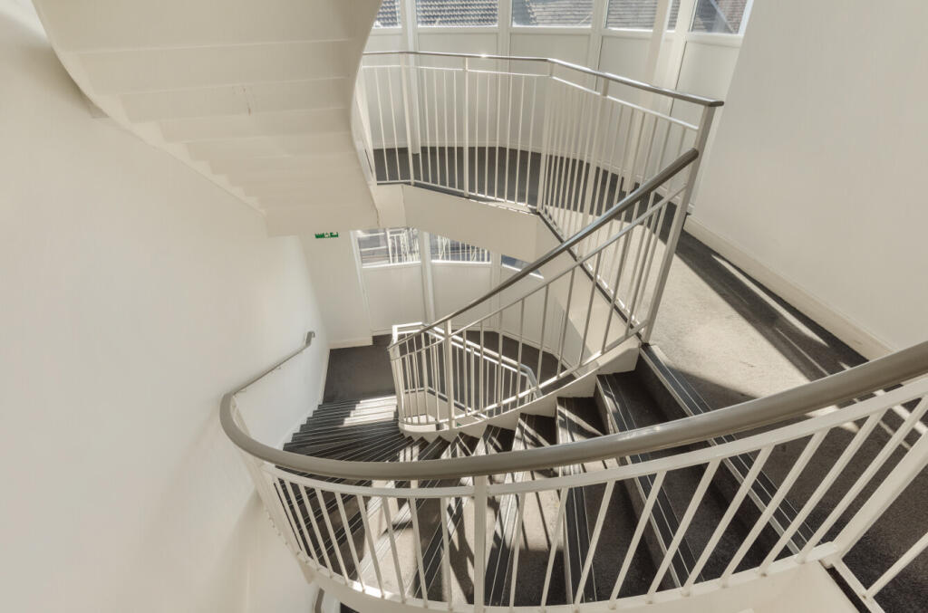 1318439-10-686560...