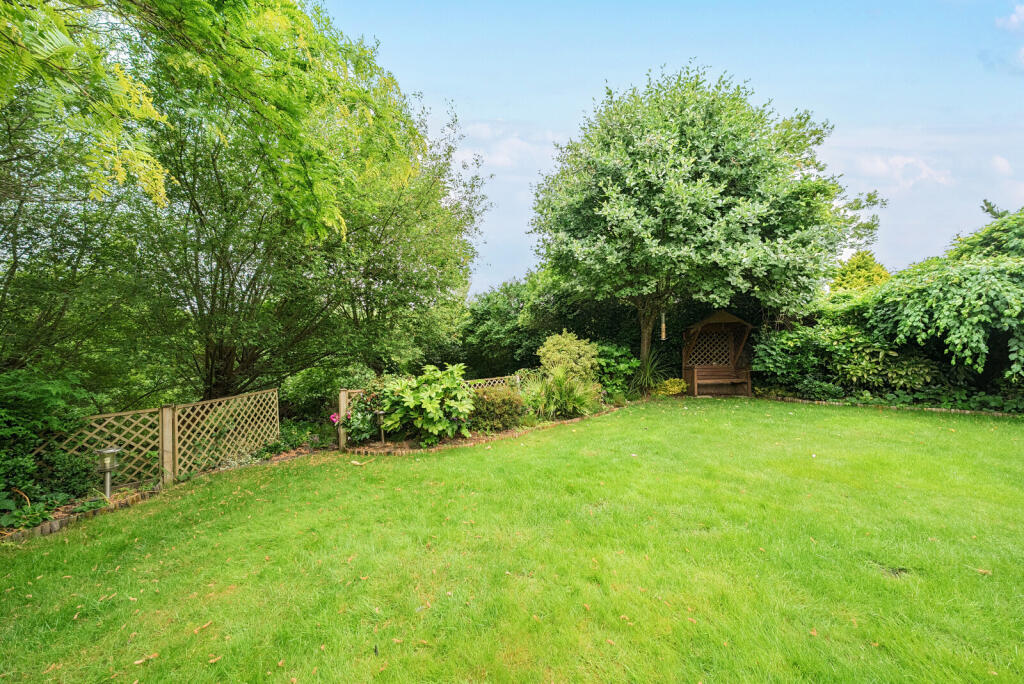 1301785-10-683ee4...