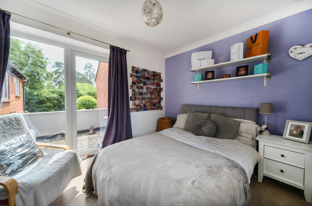 1300633-21-68370f...