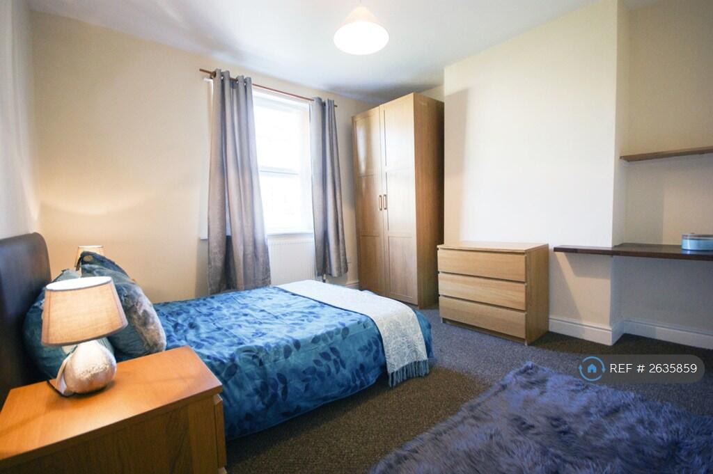 Extra Large Bedroom 4, 1st Floor