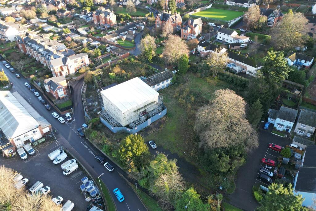 Alexandra Lodge, Old Road, Tiverton, Devon, EX16 4