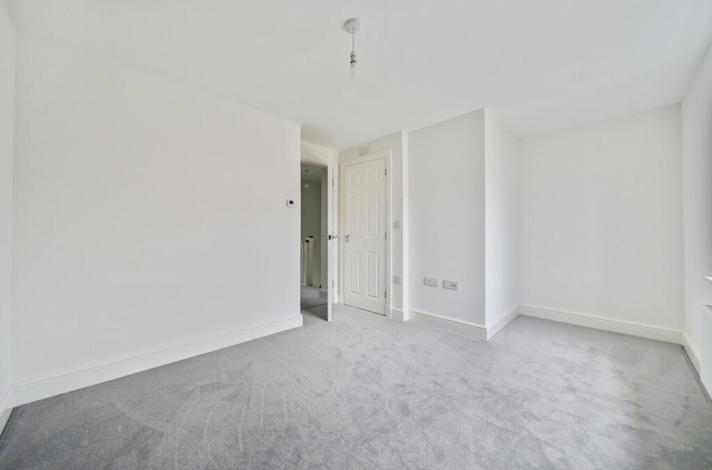 1389193-20-694012...