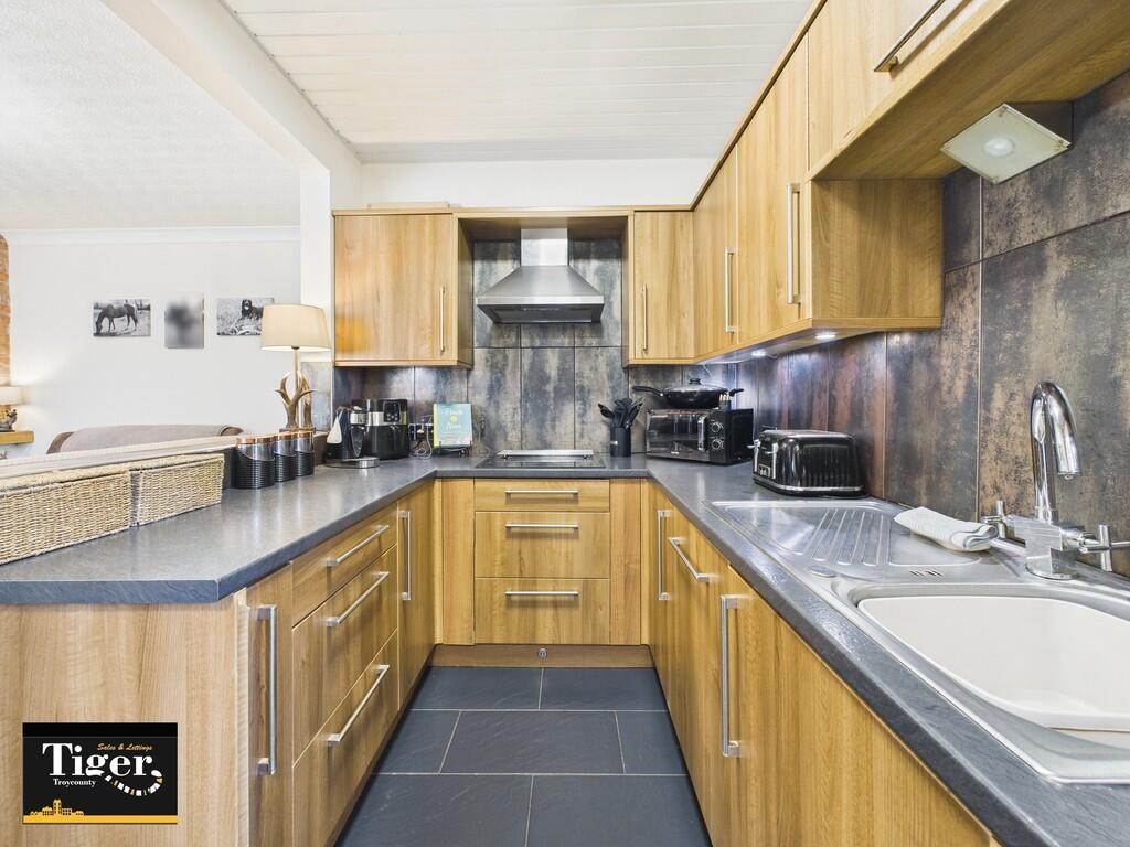 CAM03440G0-PR0428...