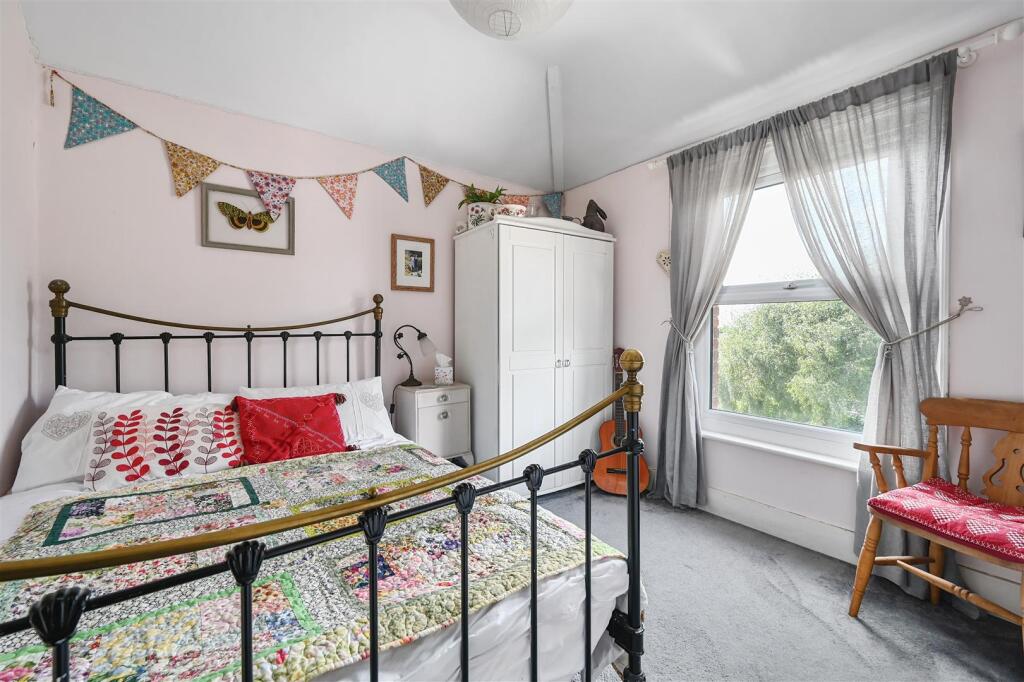 179 ASHBURNHAM ROAD (1).jpg