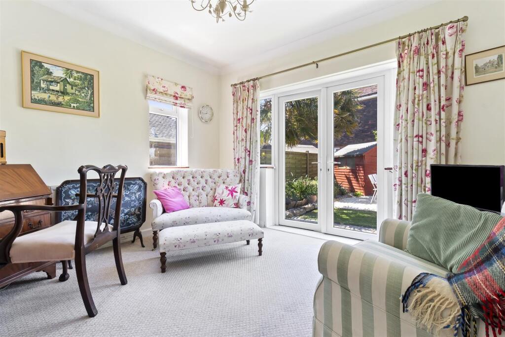 Mulberry Close, 4-009.JPG