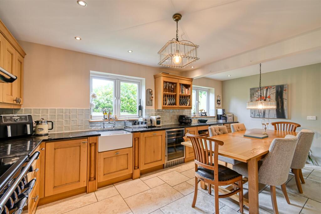 Sunnybank, 8 Hill End-05.jpg