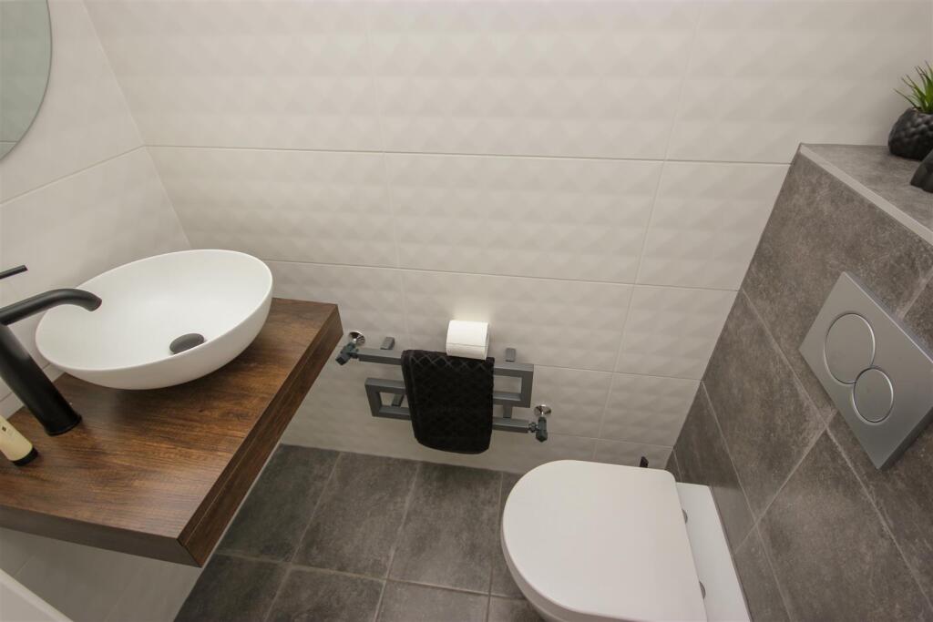 Cloakroom.jpg