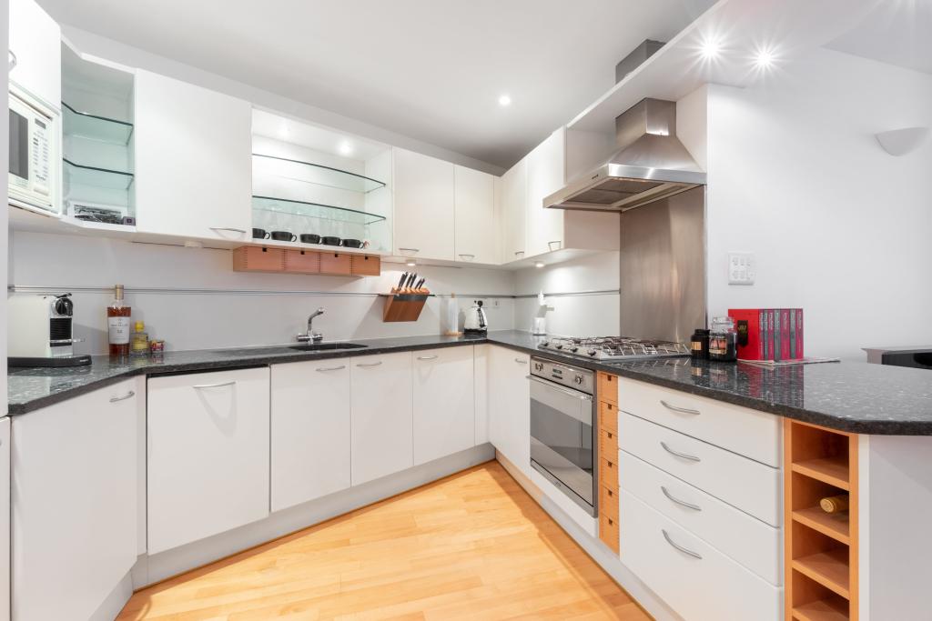 Kingsley Mews 4 Ph3