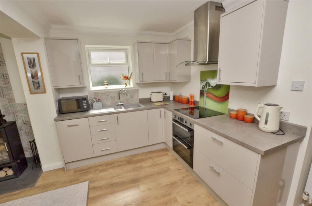 Kitchen/Breakfast Rm