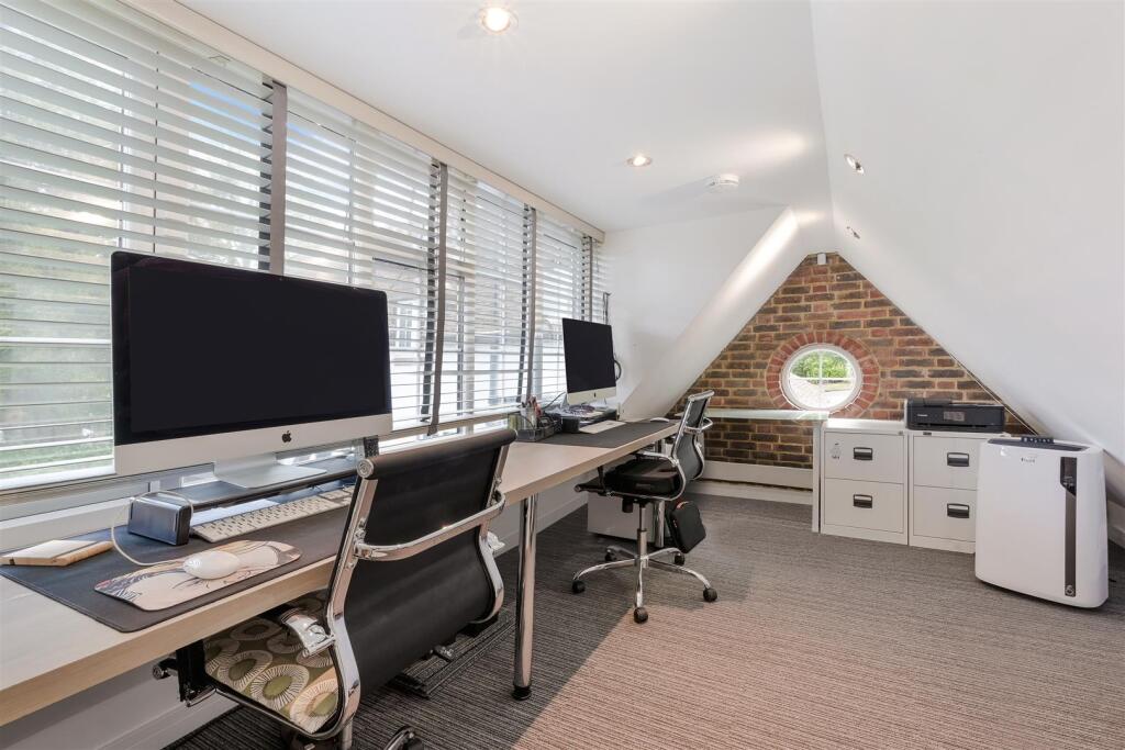 THE DRIVE, 10  (23).jpg