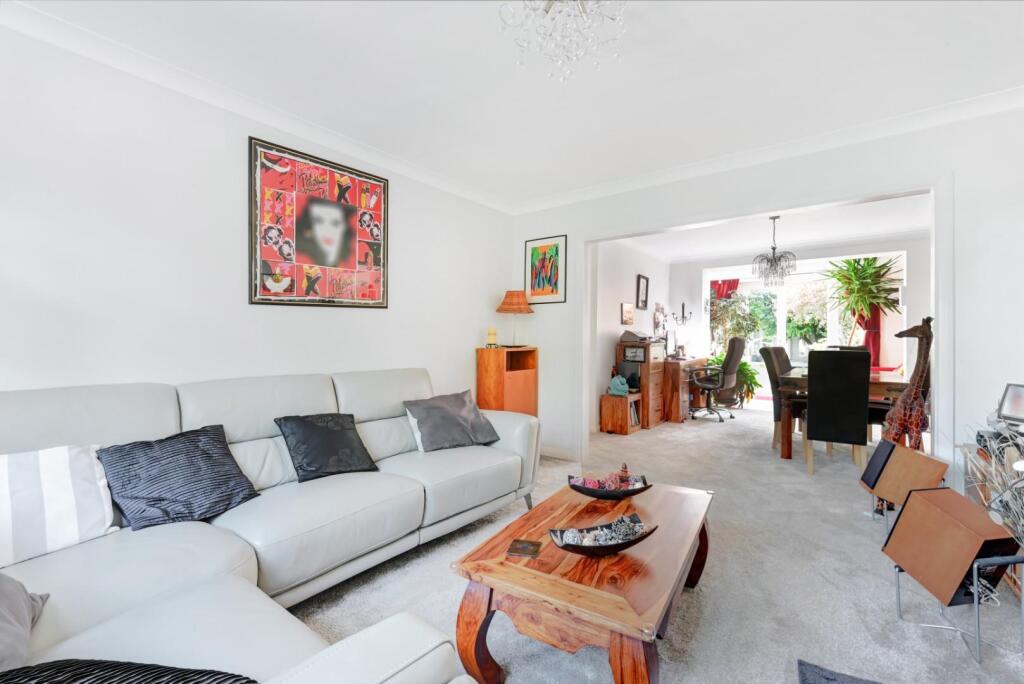 EWELL PARK WAY (13).jpg