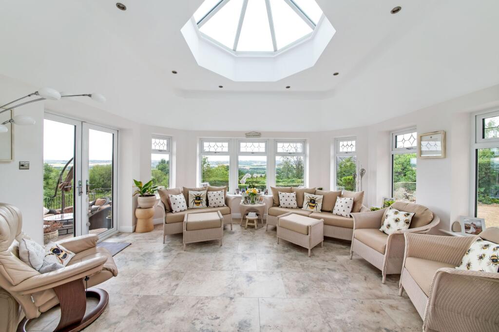 LIVING DINING KITCHEN