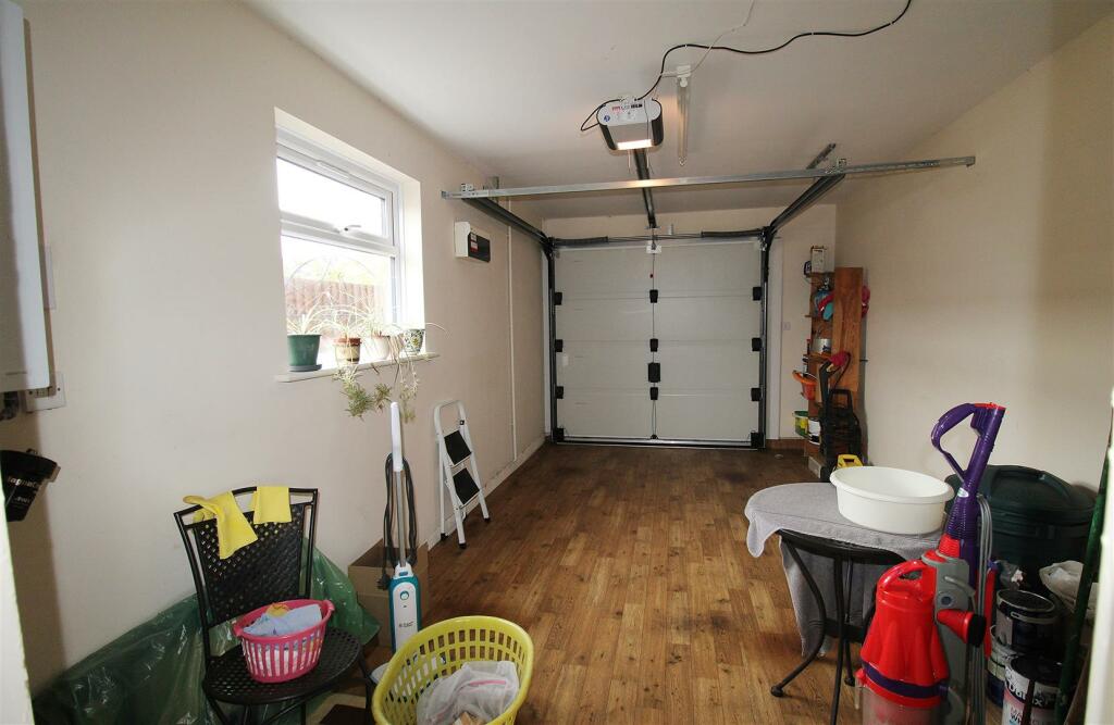 Integral Garage