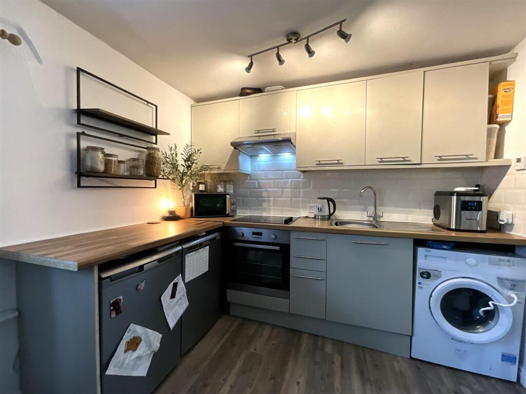 Lounge Area / Kitchen Area