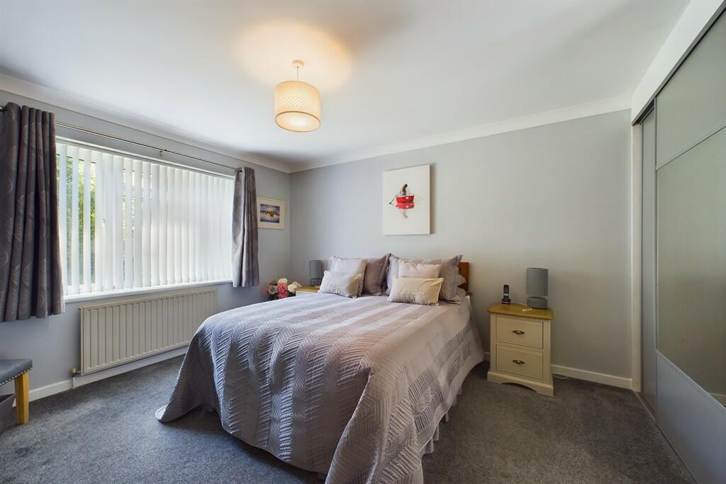 CAM01689G0-PR0426...