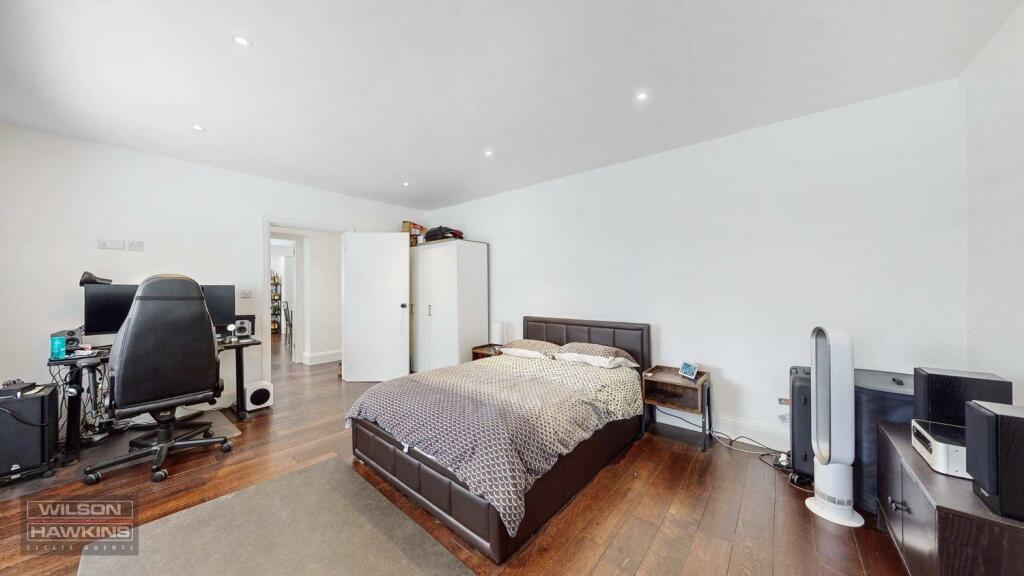 1 Moat Lodge, London Road - CHxdzdjonYYxgzjIgSqu (