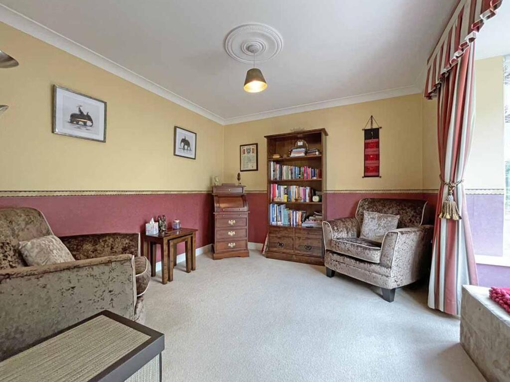 Temeraire Road 2 - Dining Room.jpg