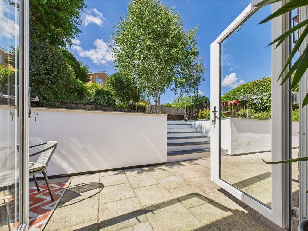 French Doors onto Rear Garden