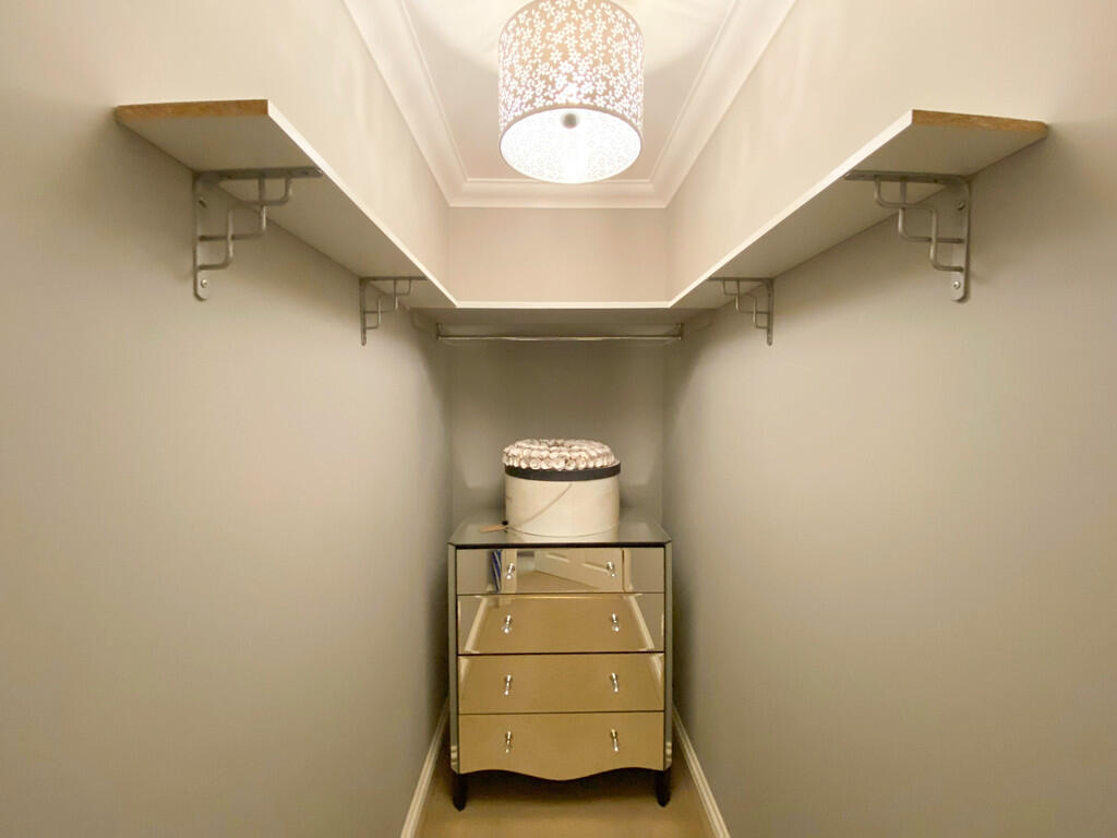 Walk-In Wardrobe