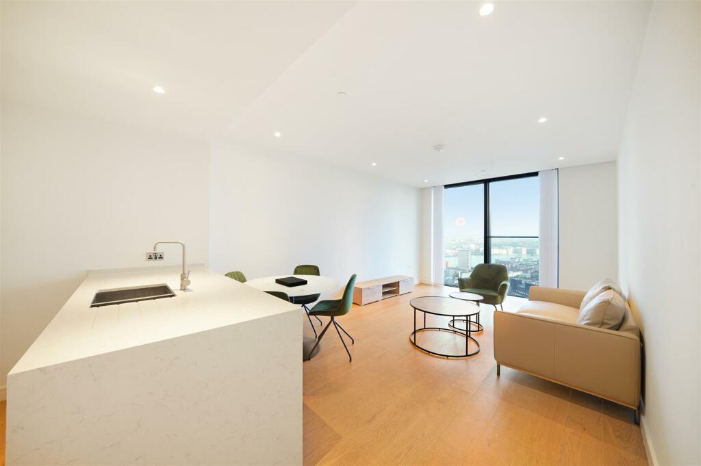 Apartment 3702, Hampton Tower - tHpqmtRtFWzMn0G0qu