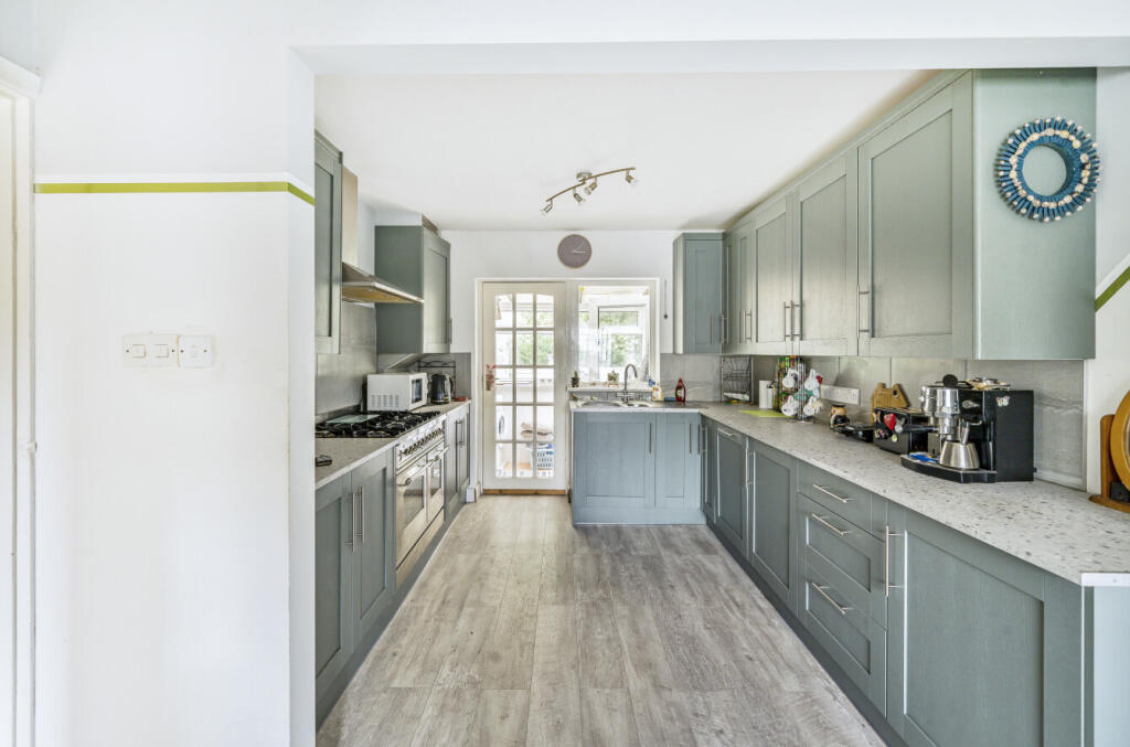 1324439-16-6877c5...