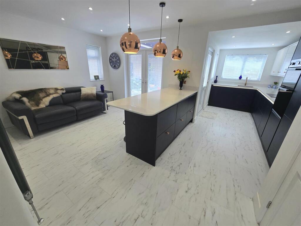 Open Plan Kitchen Diner