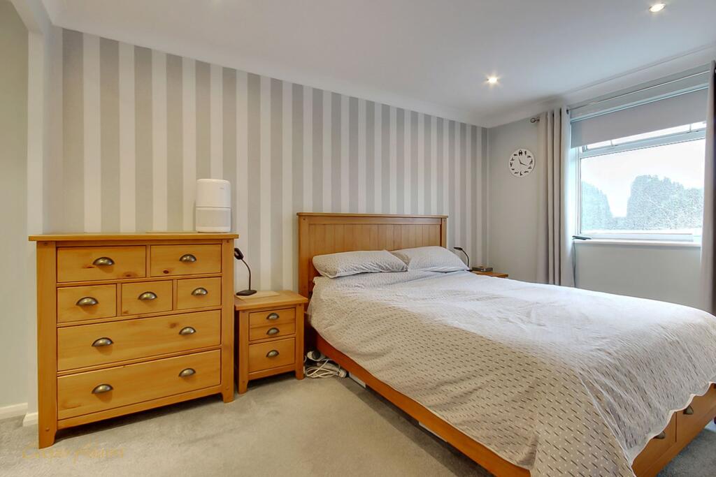 Main bedroom
