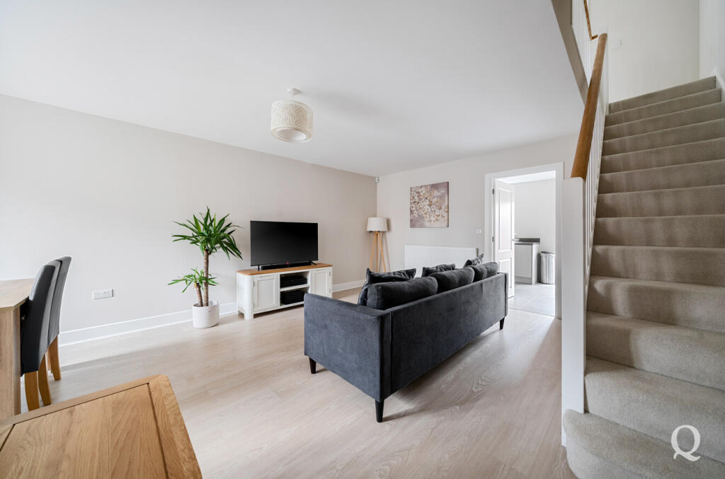 a5249dbf-9272-4d0...