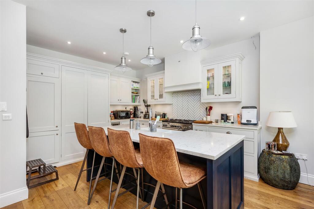 31126_james_anderson___22_graemesdyke_avenue___13