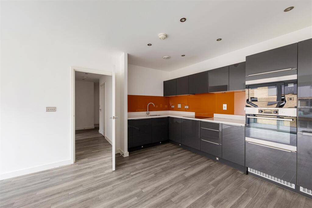 Collendale Road, E17