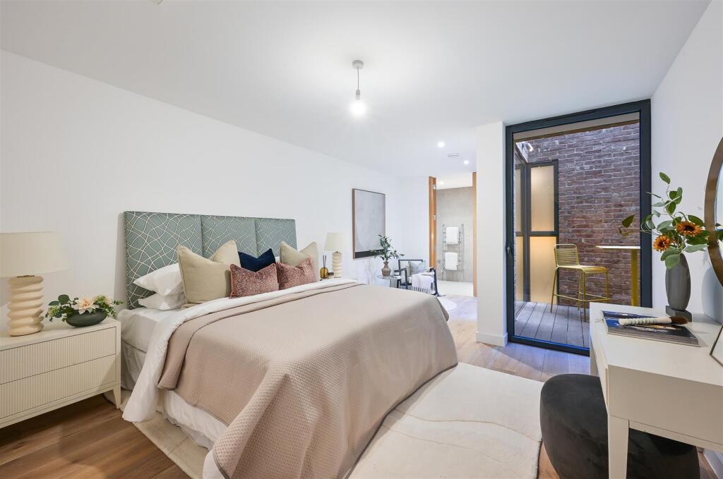 COTTENHAM PARK ROAD, 37, 2- (6).jpg