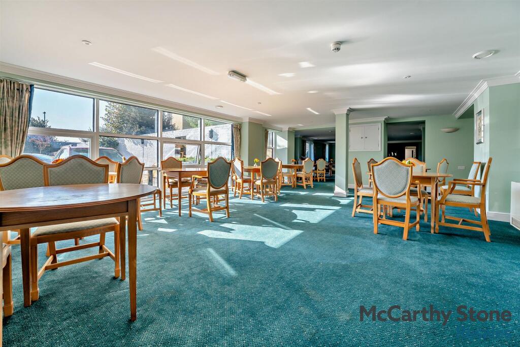 8666856-interior14-800.jpg