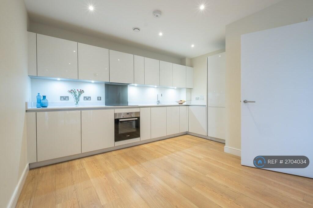Kitchen/ Dining