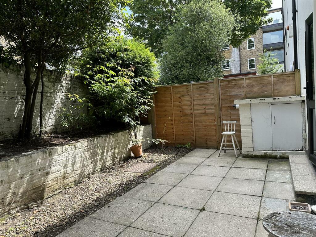 BR garden right july 2024.jpg