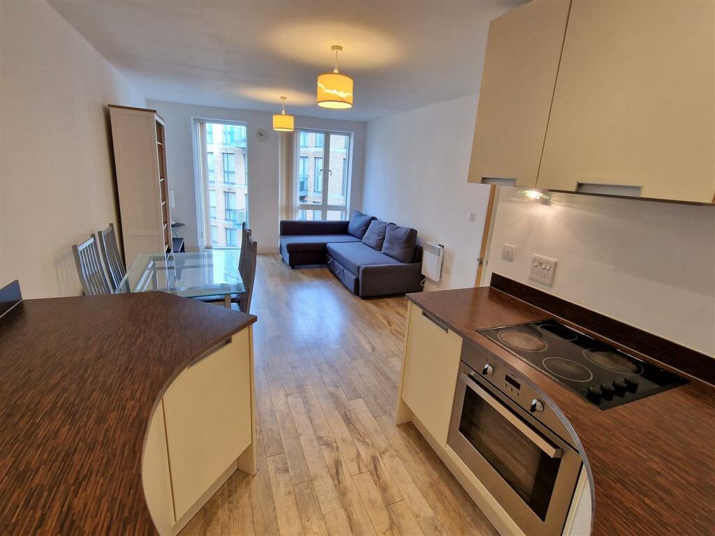 Kitchen/Lounge