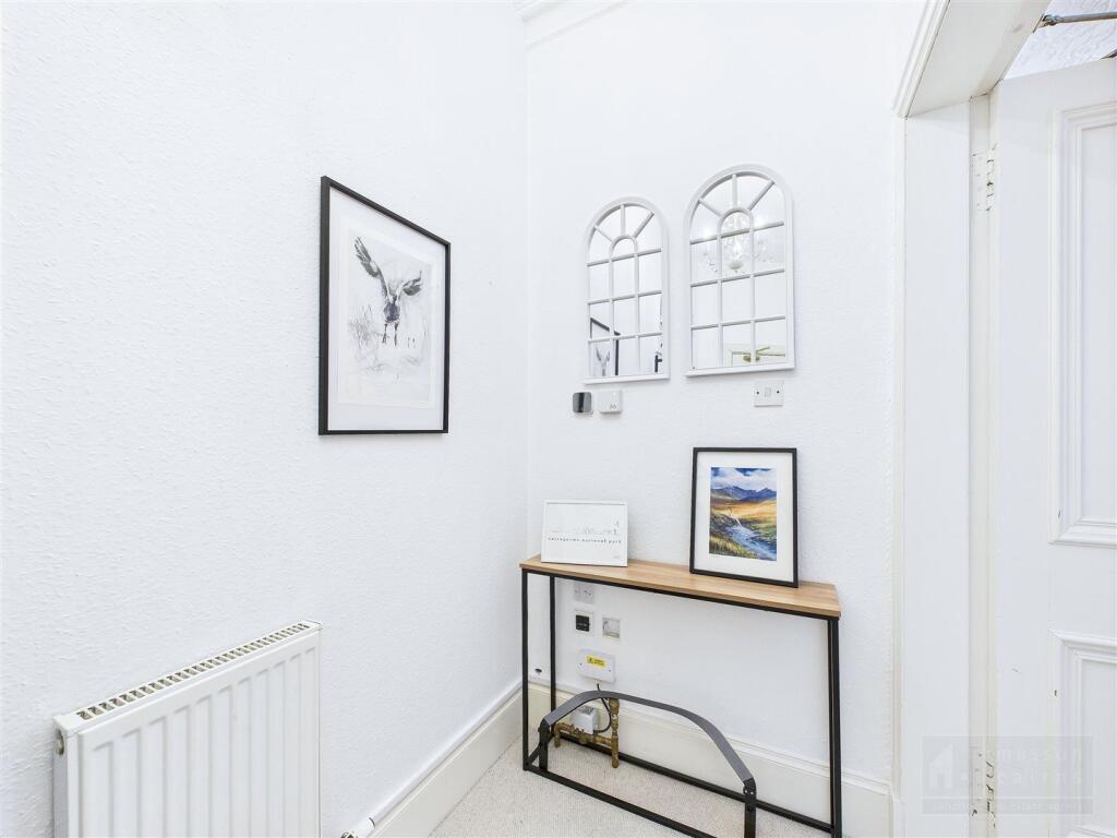 Apartment Entrance Hall
