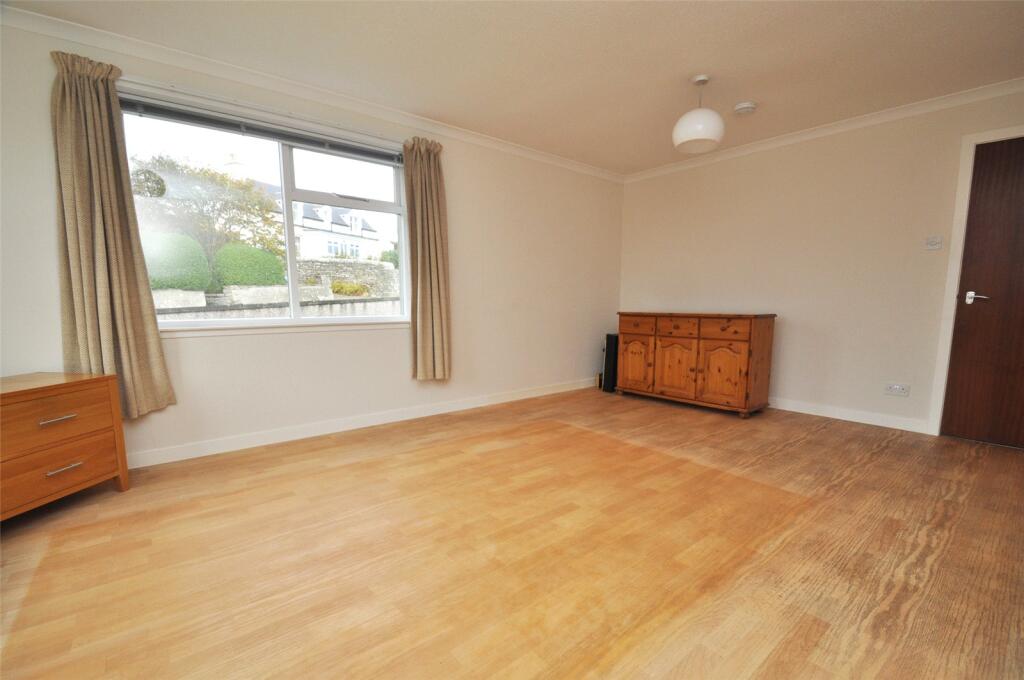 Living Room (2)